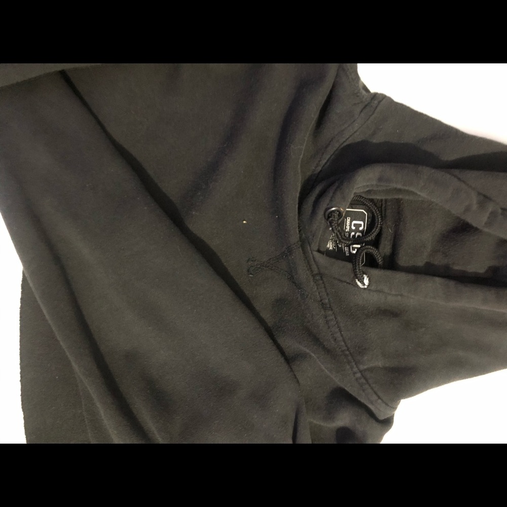 Black cropped hoodie so soft
